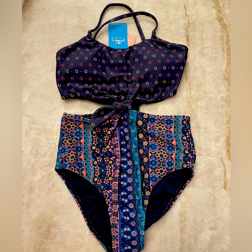 NWT Girls Size 10 O’Neill Monokini